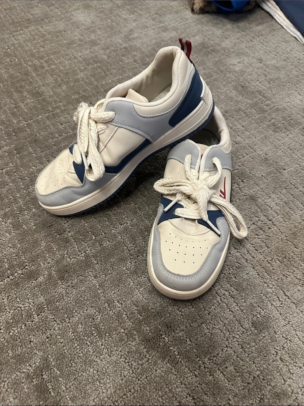 Men's /womens Warrior Sneakers men’s sz 7 Women’s sz 8